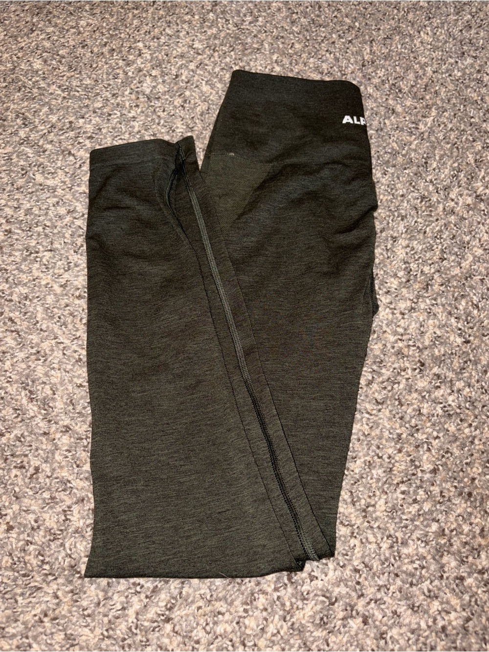 Alphalete leggings